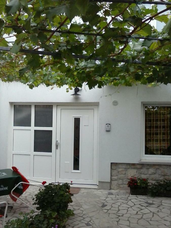 Apartmani Maric Selce Buitenkant foto
