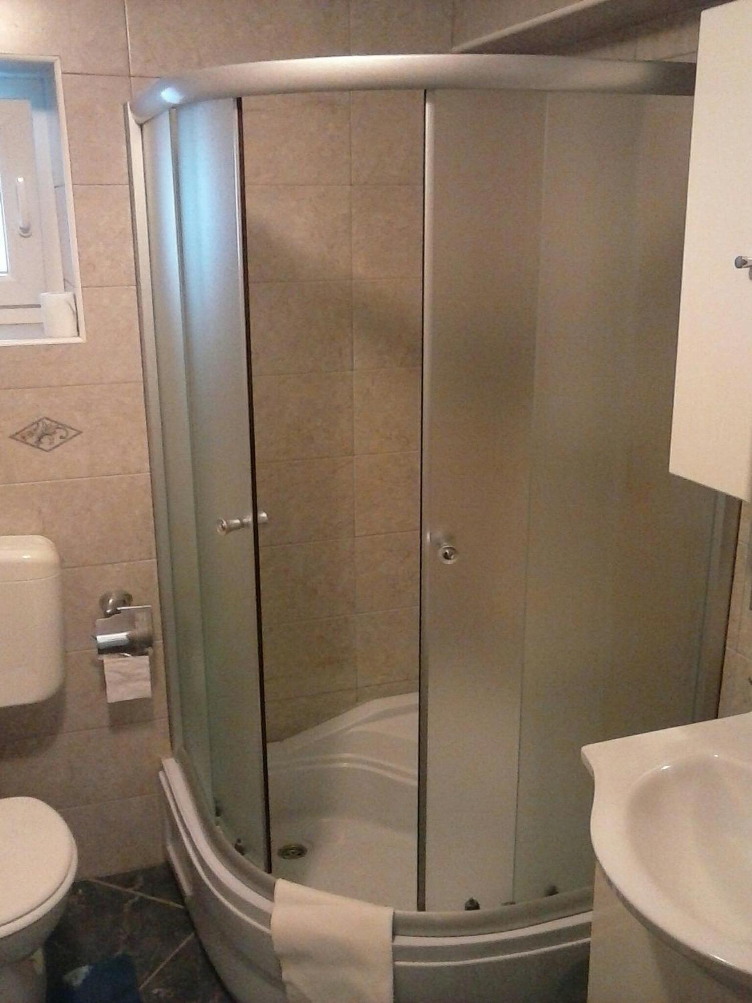 Apartmani Maric Selce Buitenkant foto