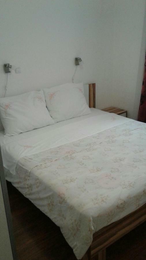 Apartmani Maric Selce Buitenkant foto